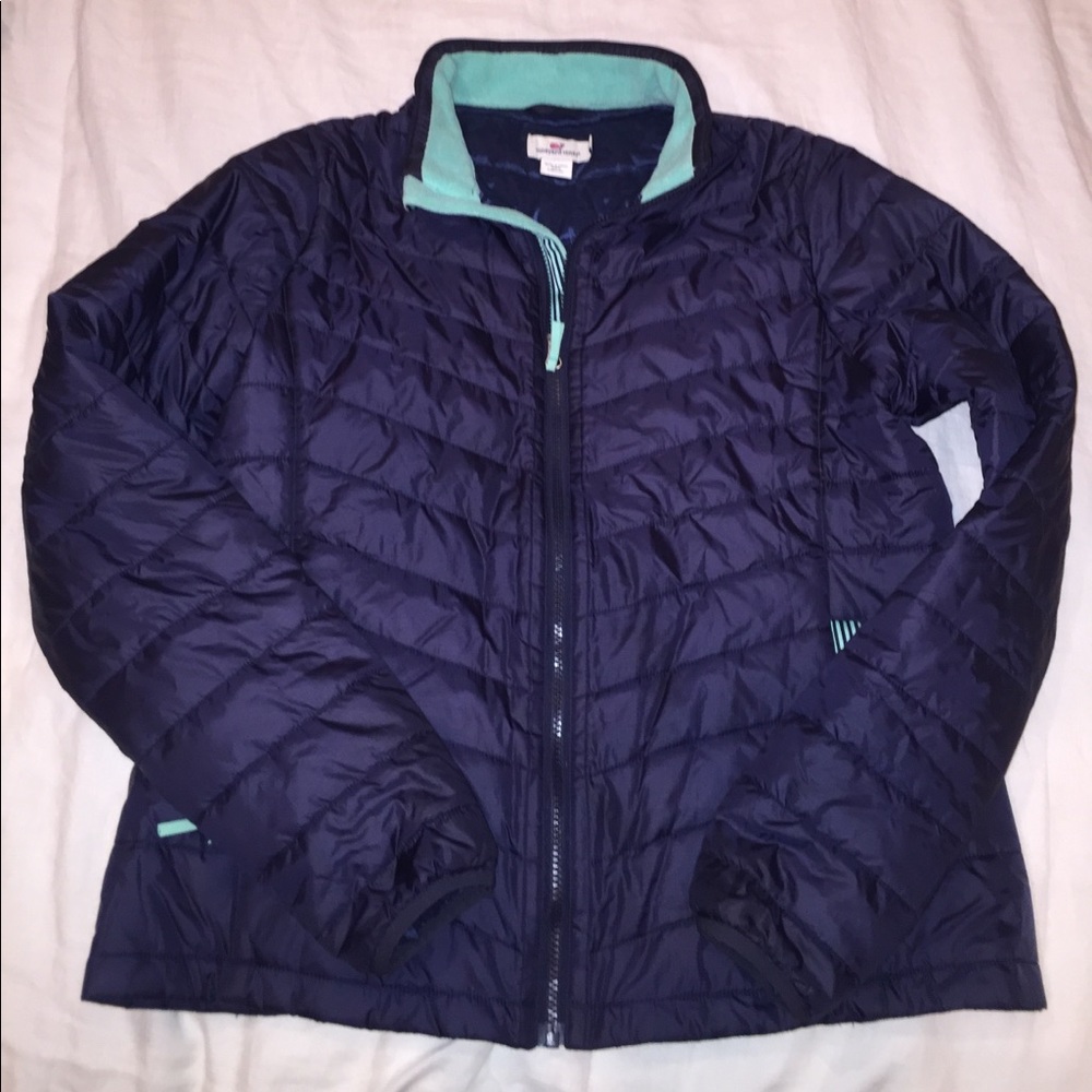 Vineyard Vines light puffer jacket