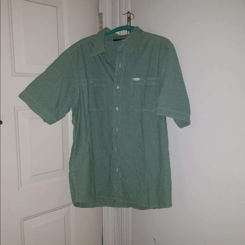Men’s Rocawear Shirt