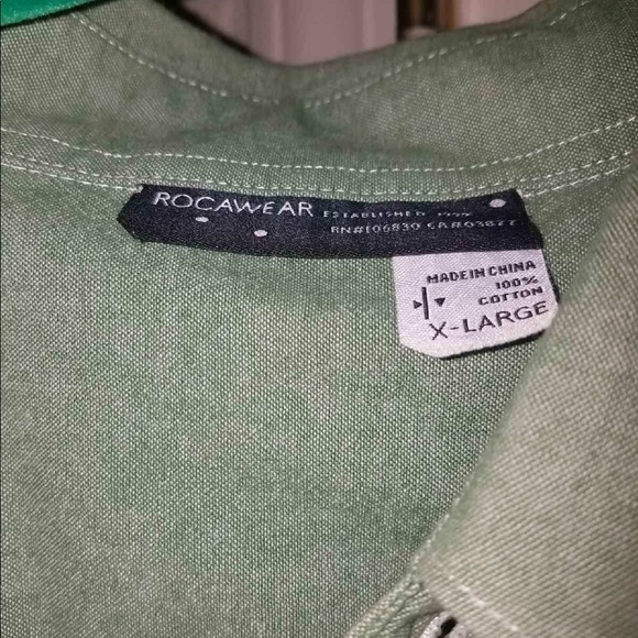 Men’s Rocawear Shirt - Picture 3 of 4