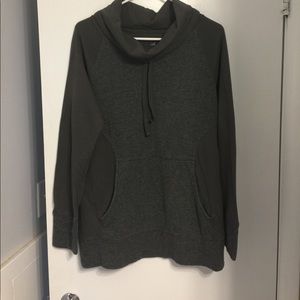 Women's sweatshirt