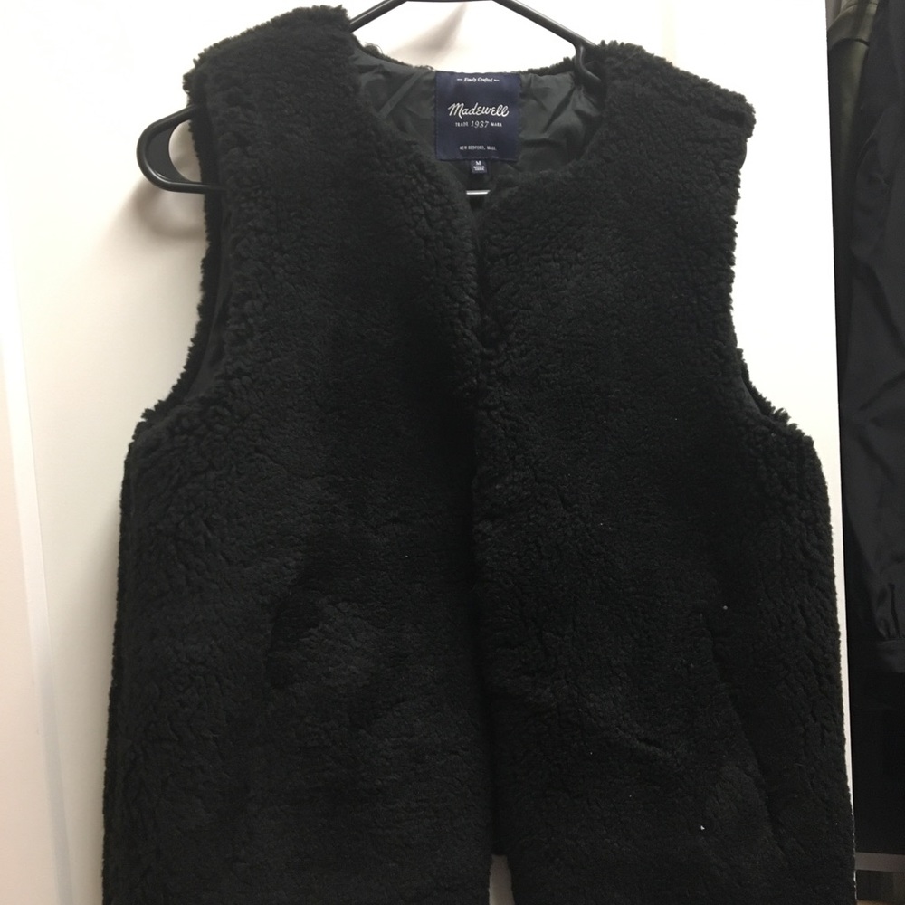 *NEVER WORN* Madewell Sherpa vest