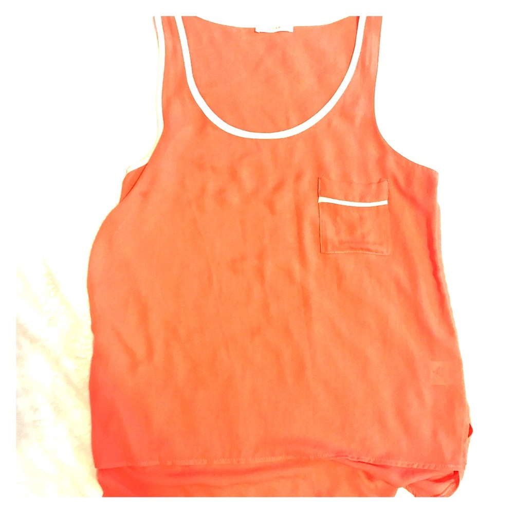 Coral high-low tank top with pocket detail