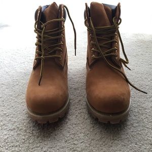 BRAND NEW BOOTS!