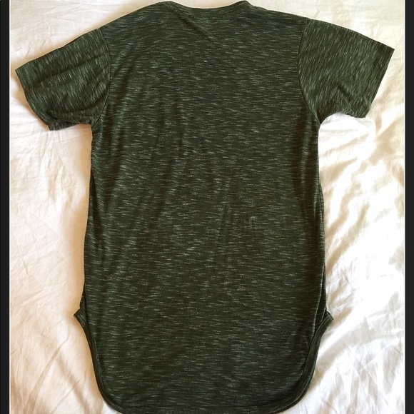 Pacsun scoop tall shirt - Picture 2 of 3