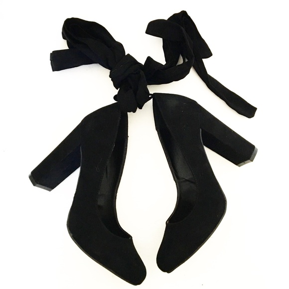 Wild Diva Shoes - Wild Diva Lounge Black Faux Suede Ankle Strap Heel