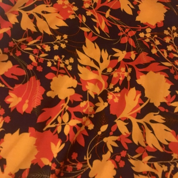 Lularoe Azure Fall Pattern Fold Over Skirt - Picture 2 of 3