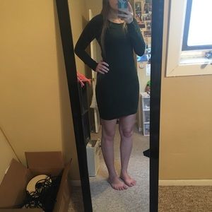 Long Sleeved Green Dress