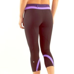 Lululemon Run: Inspire Crop Black/Purple