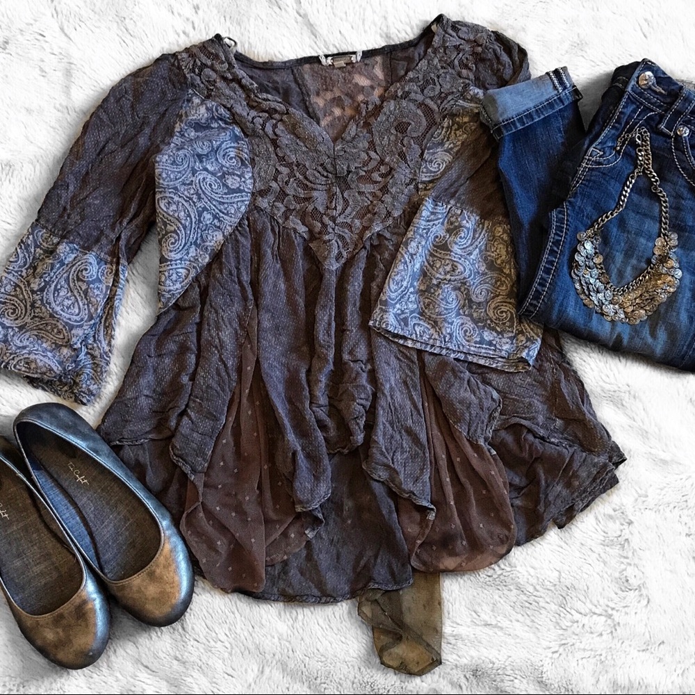 Gimmicks by BKE shirt