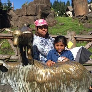 Meet your Posher, Sofia