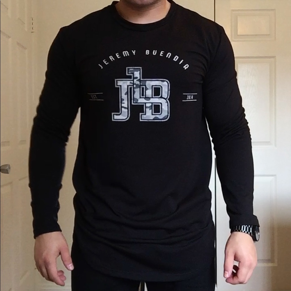 Jeremy buendia scooped shirt