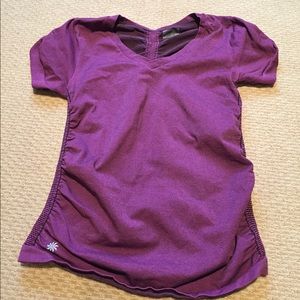 Athleta shirt