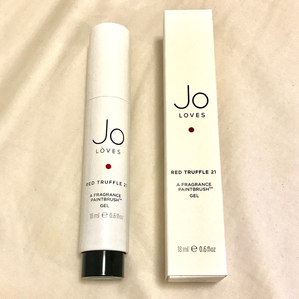 Jo Loves Uou Red Truffle 21 Fragrance Brush