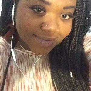 Meet your Posher, Maureena