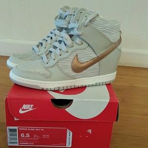 Nike Womens Dunk Sky Hi Nike Womens Dunk Sky Hi