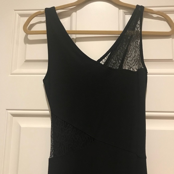Asymmetrical fitted French Connection dress - Picture 2 of 6
