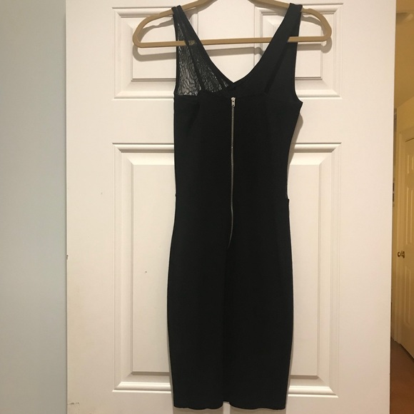 Asymmetrical fitted French Connection dress - Picture 3 of 6