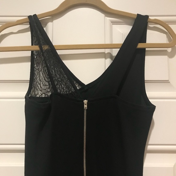 Asymmetrical fitted French Connection dress - Picture 4 of 6