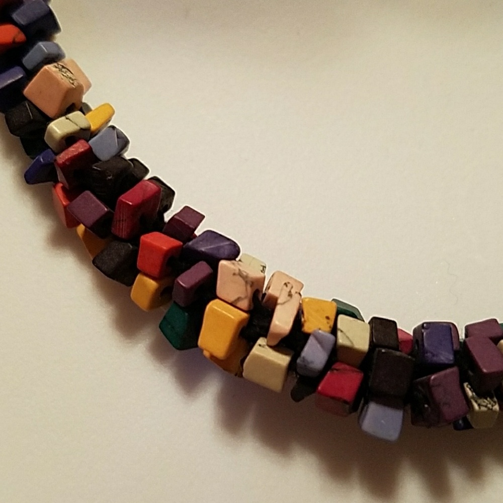 Multicolor necklace - Picture 2 of 2