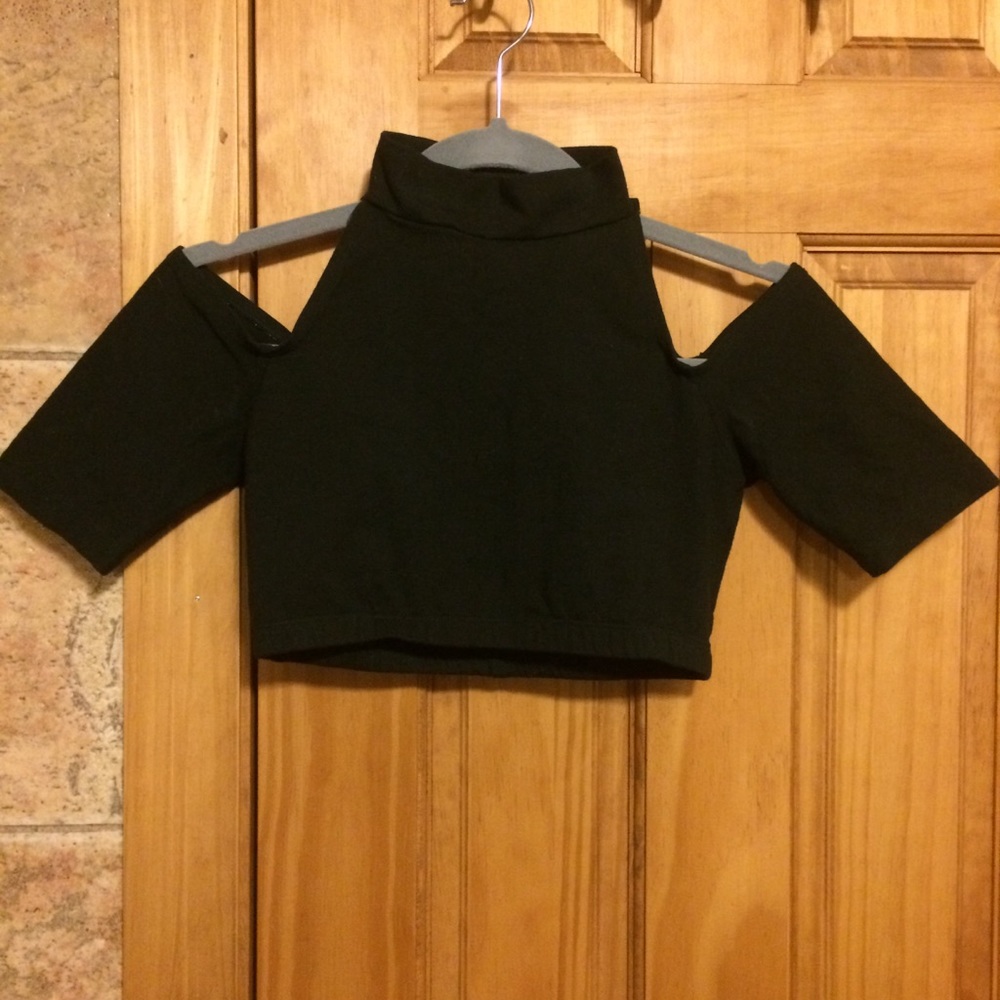 Dance Cold shoulder crop top - Picture 6 of 8