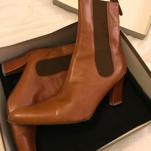 Adrienne vittadini short boots