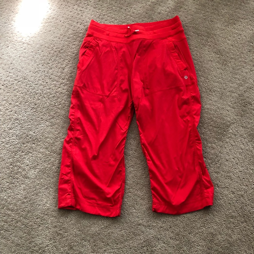 Lululemon Dance Studio Crops