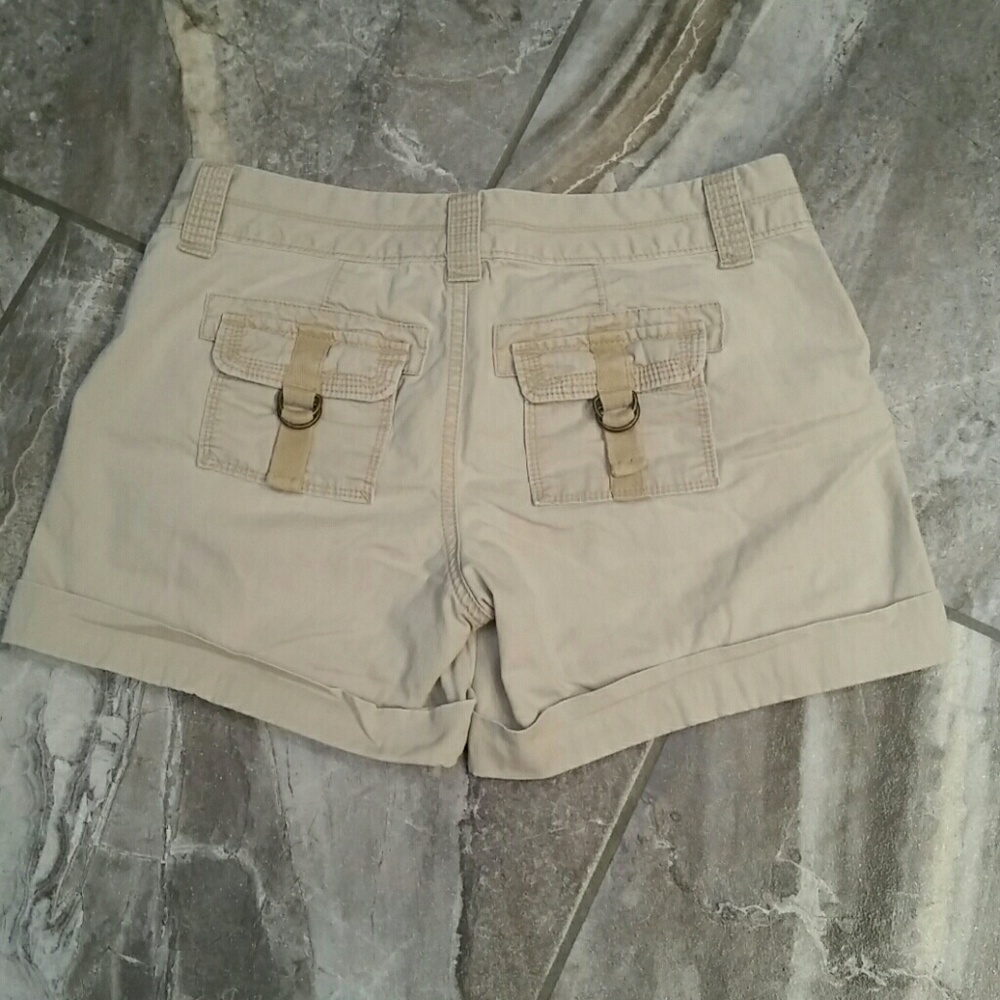 *GAP* Khaki cargo shorts - Picture 5 of 6