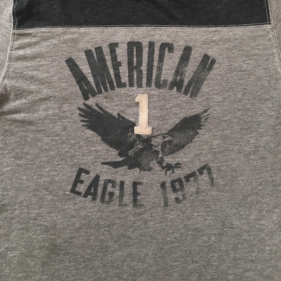 T shirt - Picture 2 of 3