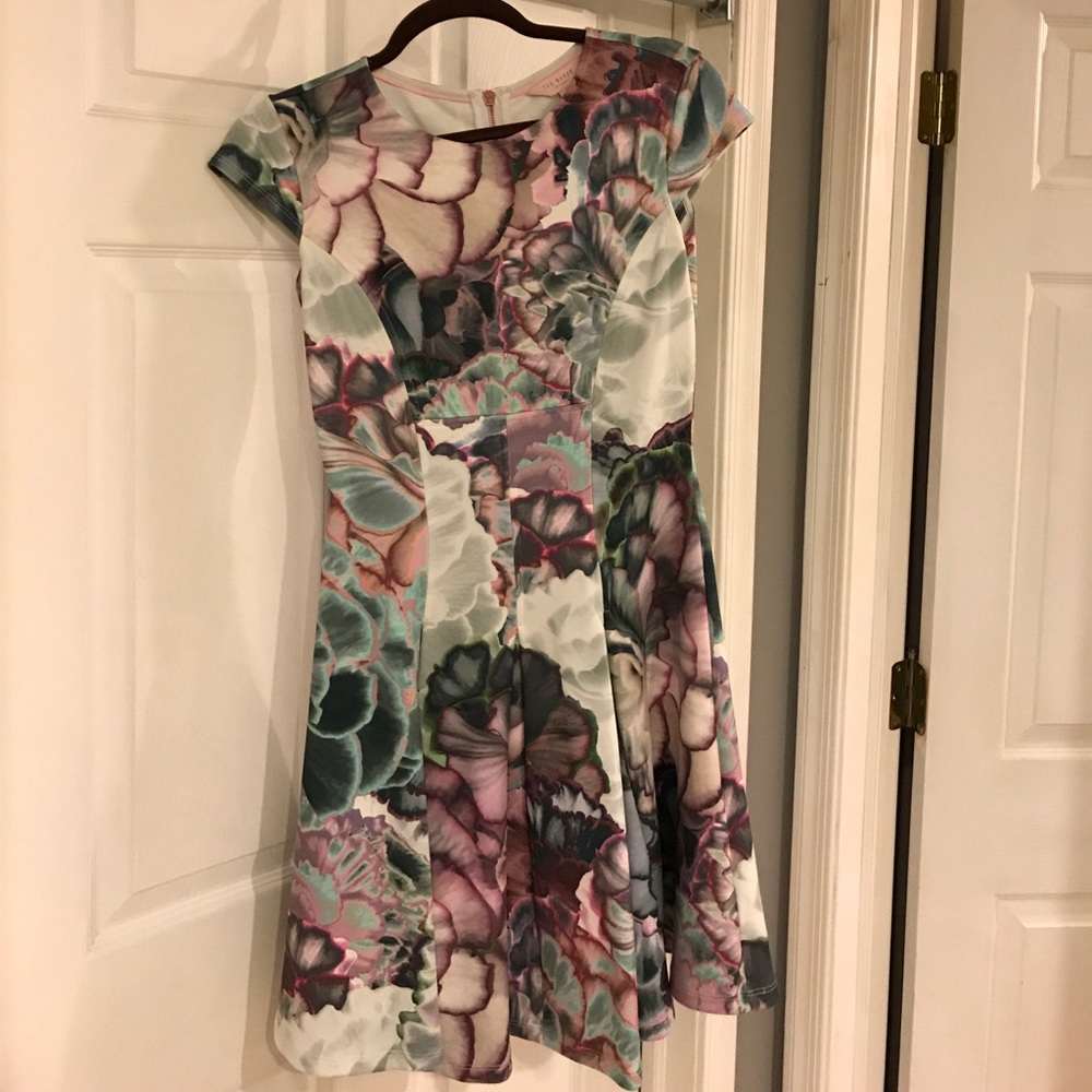 Ted baker size 2. (Us 4-6)