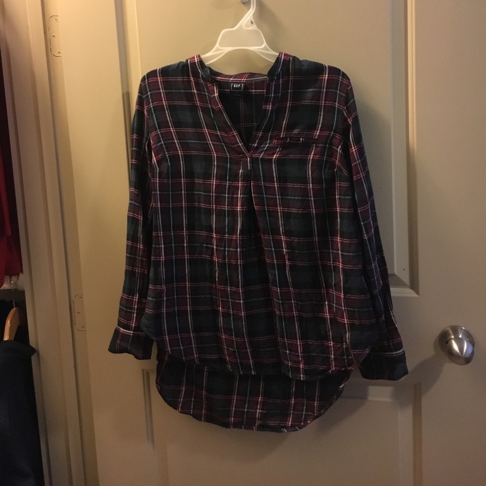 Gap plaid low-high shirt