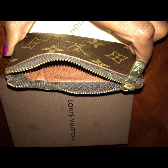 100% Authentic Louis Vuitton Monogram Cles. - Picture 5 of 5