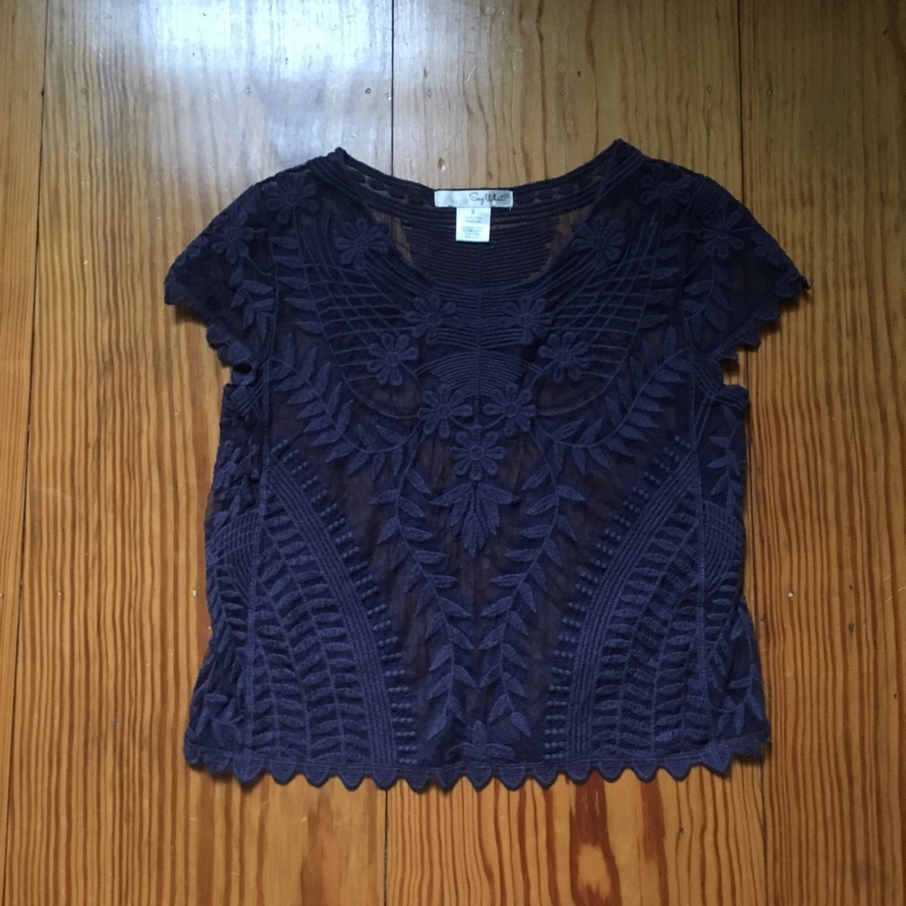 Navy Lace Croptop
