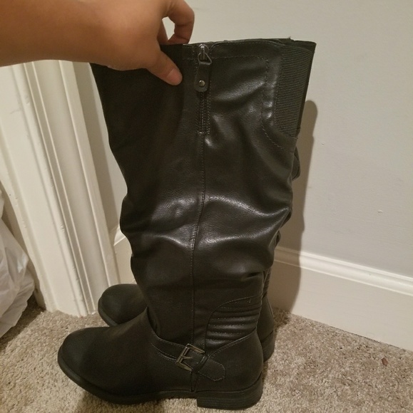 white mountain boots 7 1/2 wide - Picture 2 of 3