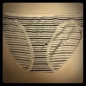 Victoria’s Secret Panty (NWOT)