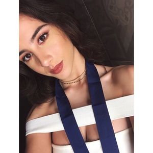 Meet your Posher, Claudia