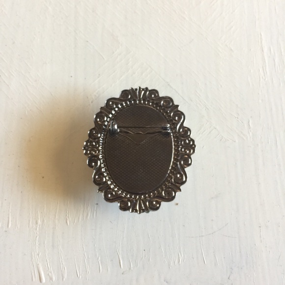 Floral Pin - Picture 2 of 2