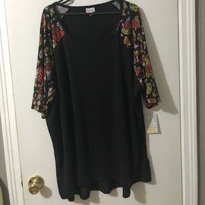 BNWT Fall/Halloween LULAROE Irma. Size 3XL