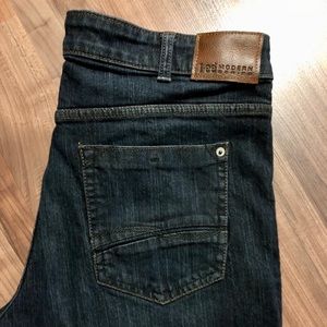Dark Wash Lee Jeans