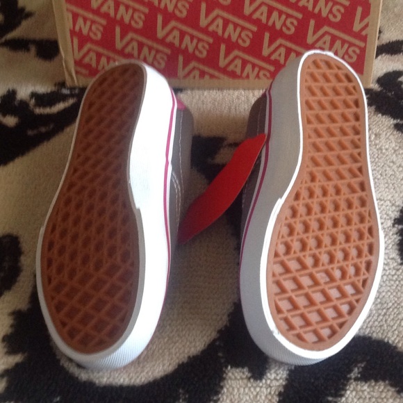 New vans πππhost pickπππ - Picture 3 of 3