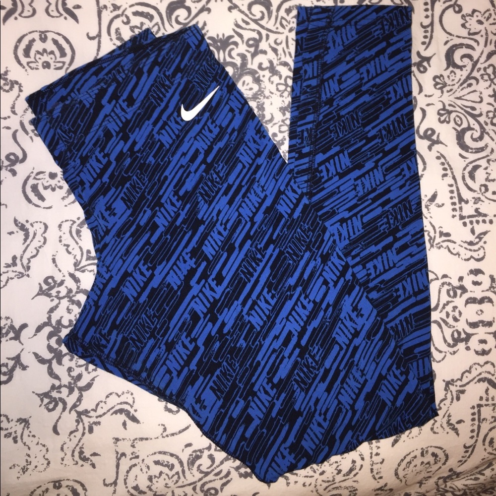 Nike ankle length Leggings