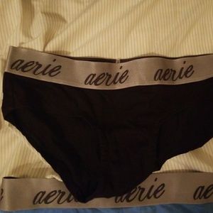 Aerie logo brief medium