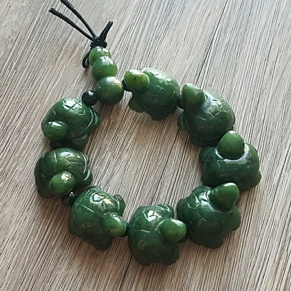 Authentic jade turtle bracelet