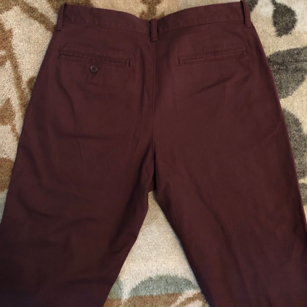 Men’s pants. Size Medium. Maroon color
