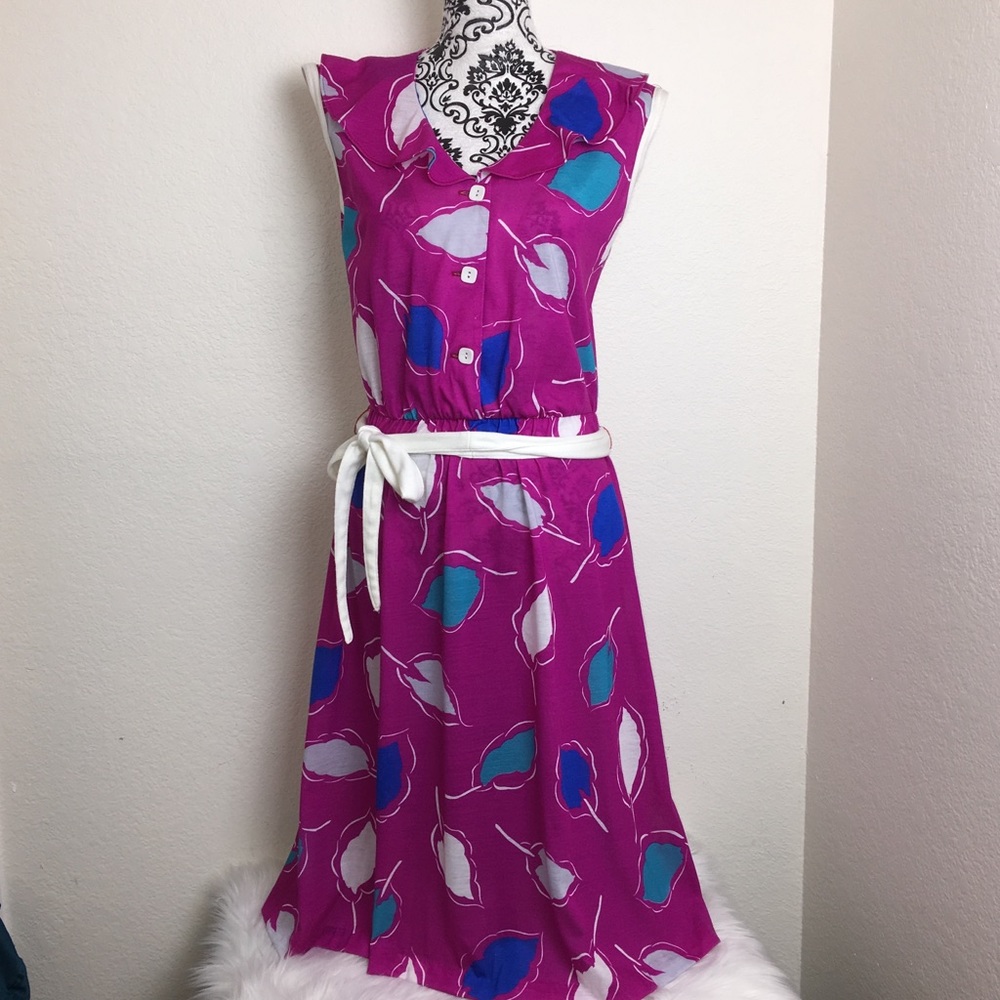 VINTAGE Sleeveless Dress