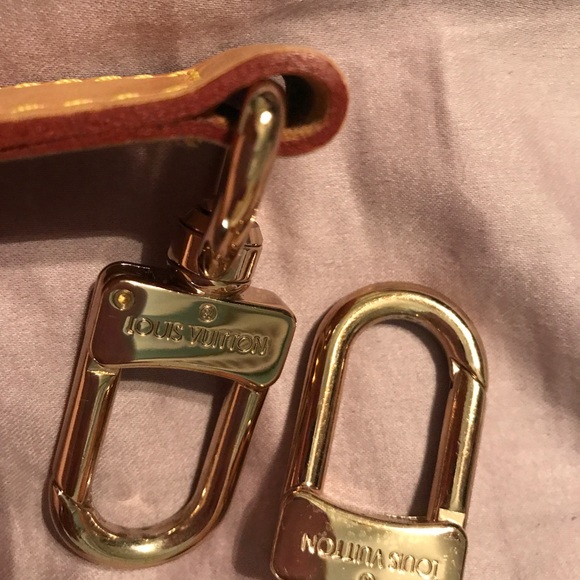 Louis Vuitton Keepall 45 Bandouliere. - Picture 3 of 8