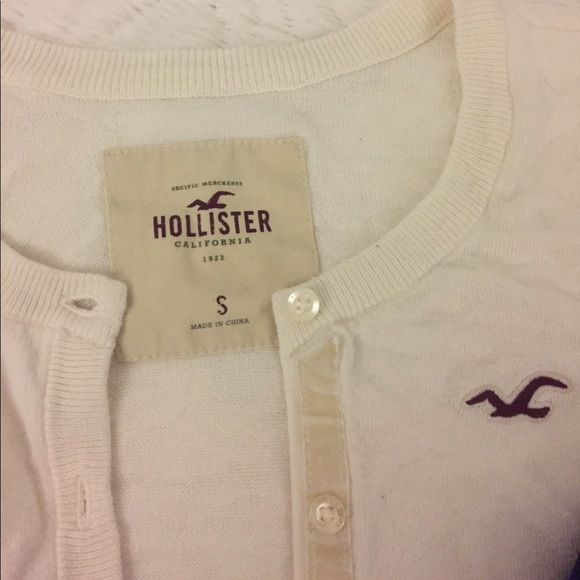 Hollister Sweater Bundle - Picture 2 of 4