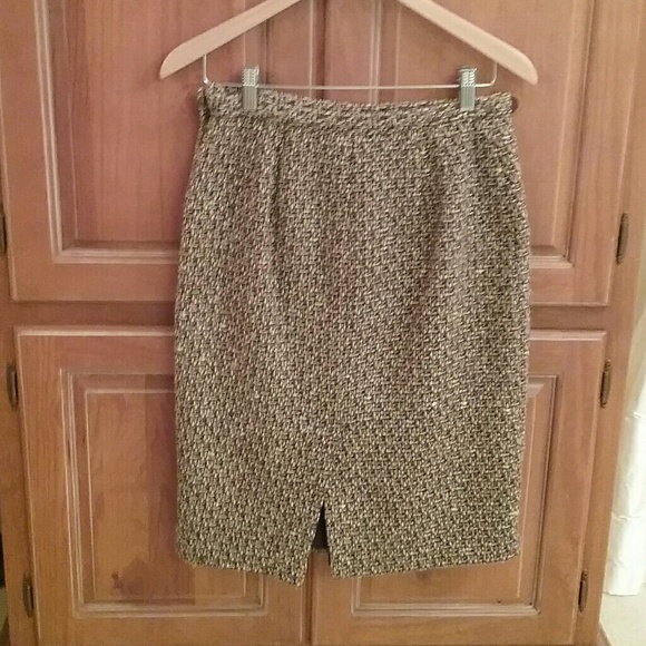 Ann Taylor LOFT tweed pencil skirt - Picture 2 of 8
