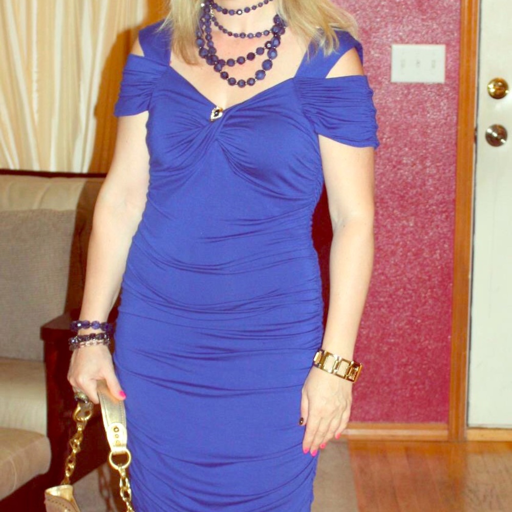 Beautiful blue cold shoulder dress.💙