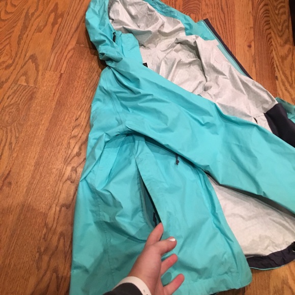 North face rain jacket brand new perfect condition - Picture 6 of 8
