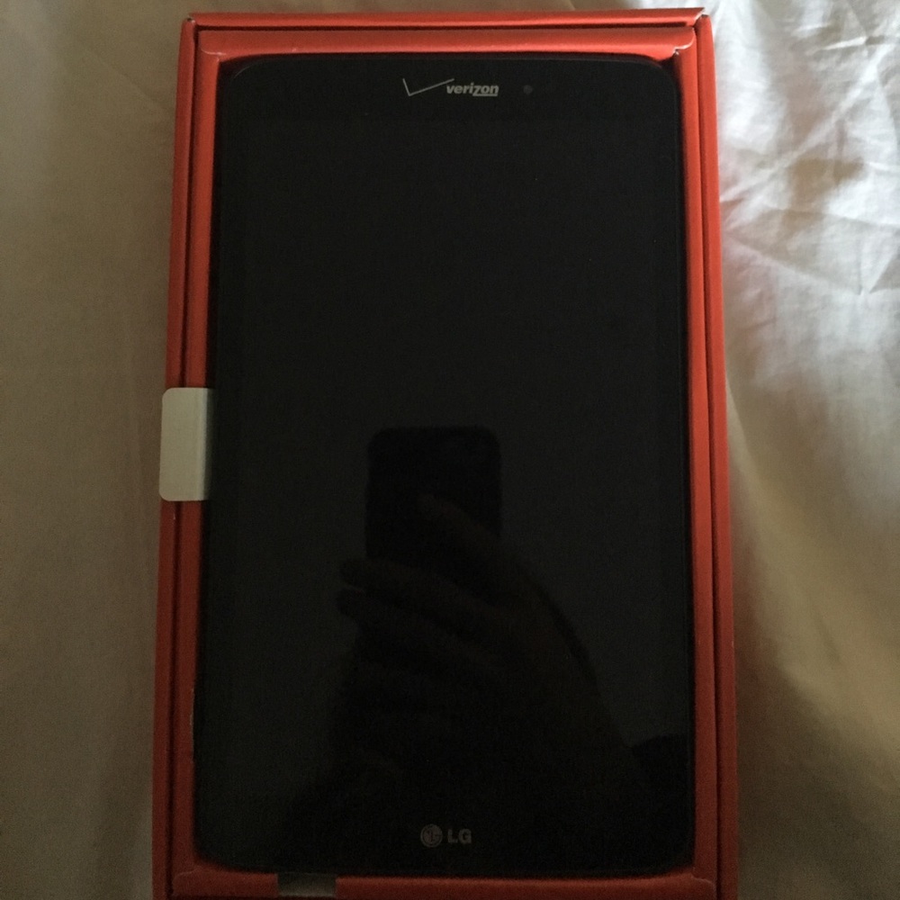 Verizon LG tablet